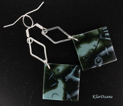 Náušnice Danielle čtverce náušnice černá fimo dlouhé stříbrné abstraktní čtverce polymer třpytivé stříbrošedá 