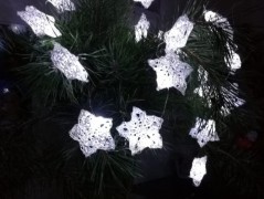 háčkovaná špička na vánoční stromek