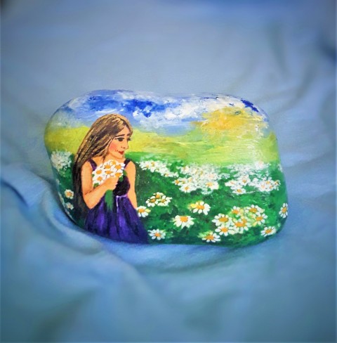 Miluju kopretiny letní květiny louka těžítko léto slunce něžný kopretiny romantický malovaný kámen malované kameny velký kámen 