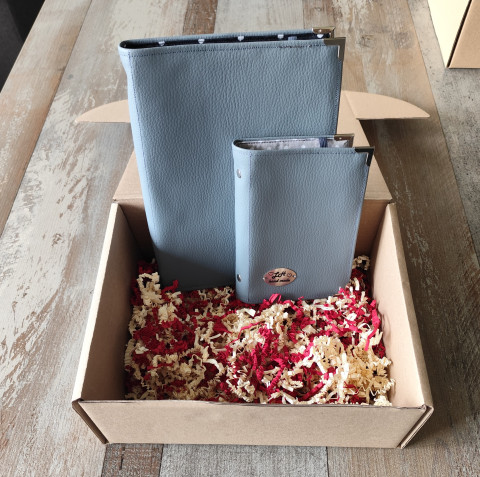 Dárková sada - šedá koženka zápisník blok bloček notýsek sešit sešítek karis 