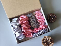 Scrunchie gumičky S na kartě - X.