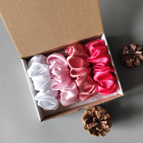 Dárkové - 4 scrunchies L v růžové spona sponka sponky do vlasů spony scrunchies scrunchie 