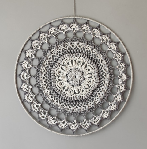 Mandala Šedá - průměr 40 cm meditace harmonie meditační lotosový květ mandaly mndala 