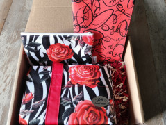 Scrunchie gumičky S na kartě - X.