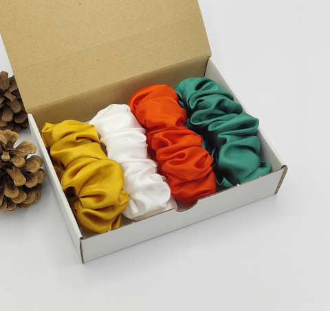 Vánoční sada - 4 scrunchies L spona sponka sponky do vlasů spony scrunchies scrunchie 