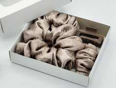 Scrunchie gumičky S na kartě - X.