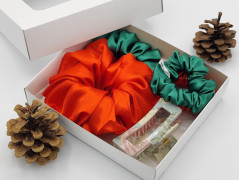 Scrunchie gumičky S na kartě - X.