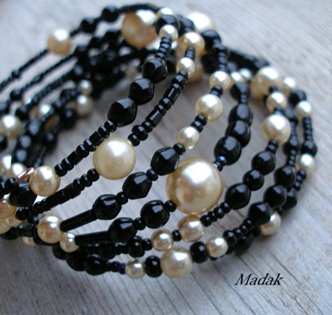 Plack pearls ....... náramek náramek bílá černá perličky paměťový černobílá bíločerná 