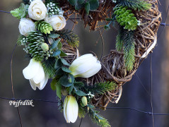 podzimní věneček s jelínkem..