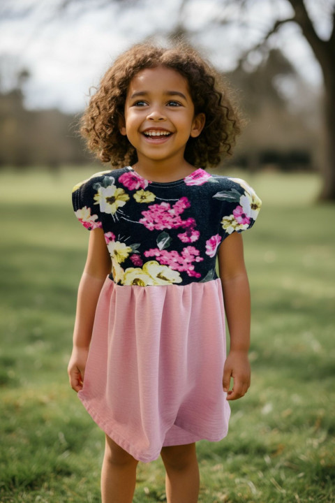 Dětské šaty květiny 104 