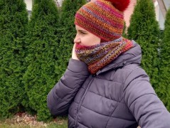 Černý saténový kvítek