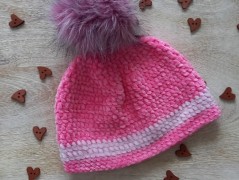 Černý saténový kvítek