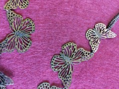 Háčkovaná dečka na stůl