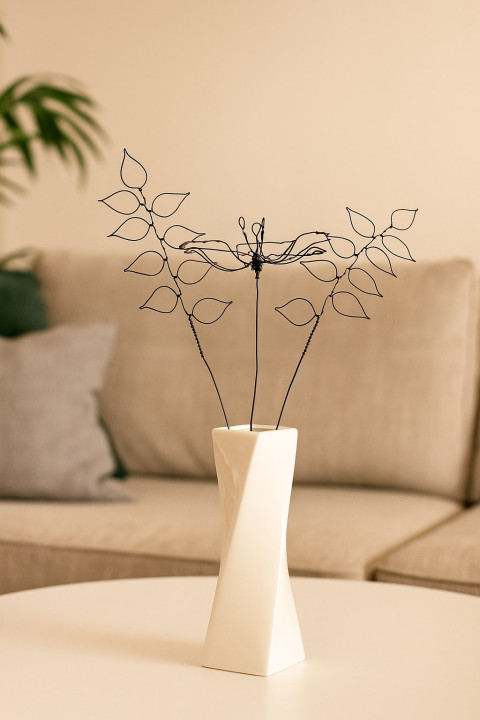 Drátkovaný Ibišek s lístky 