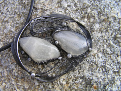 Náhrdelník - Měsíční medailon cínovaný medailon měsíční kámen 