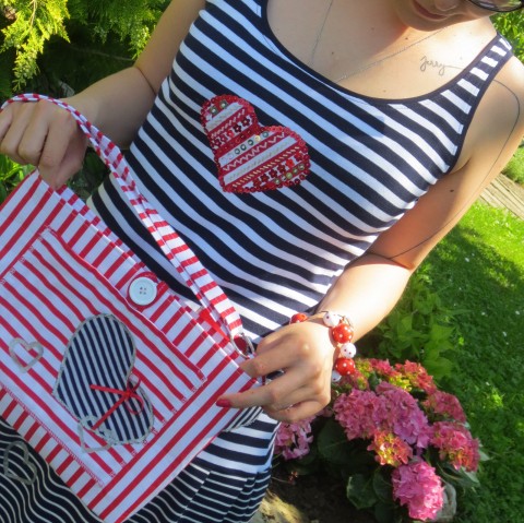 Šaty pro námořnici :-) s kabelkou! kabelka srdce korálky taška srdíčka proužky šaty léto pruhované námořník dovolená flitry 