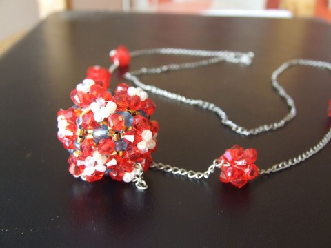 Květinový náhrdelník náhrdelník sklo kuličky korále 