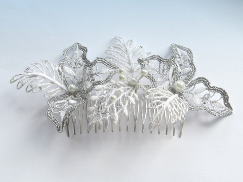 Svatební hřeben do vlasů Selena bílá ozdoba krajka paličkovaná svatební hřeben do vlasů střibrná 