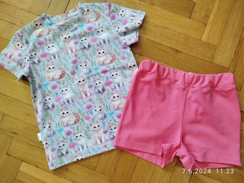 Kočičkový letní setík tričko kraťasy 