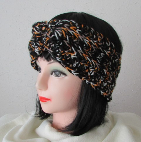 Čelenka oranžová velká háčkovaná ženy bílá černá dámská čelenka akryl teplá unisex hřejivá velká hlava 