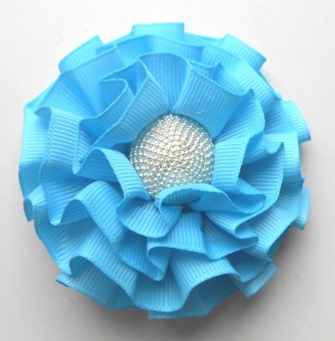 Brož modrá brož šperk doplněk moderní tyrkysová špendlík brožový můstek nadčasový 