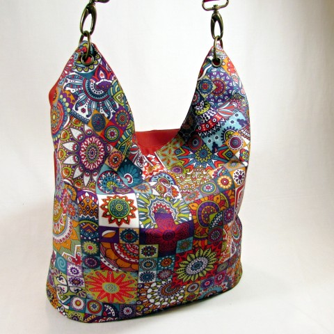kabelka mandalová do červena kabelka červená zelená taška modrá velká bílá černá květ léto tyrkysová duha cestovní duhová frida tyrkysováprostorná střapec bílá 