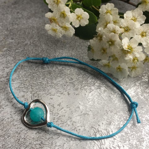 Amazonit v srdci-tyrkysový náramek srdíčko tyrkysová amazonit voskovaná šňůrka ochranný kabbalah 