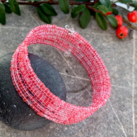 Náramek jahodový náramek elegantní luxusní jemný jahody minimalistický 