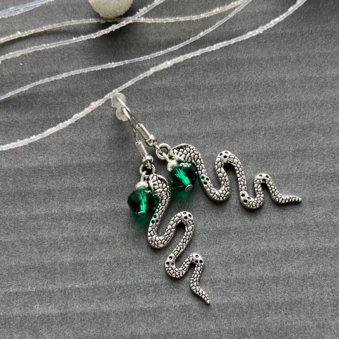 Hadi se smaragdovou rondelkou had smaragd hadi snake 