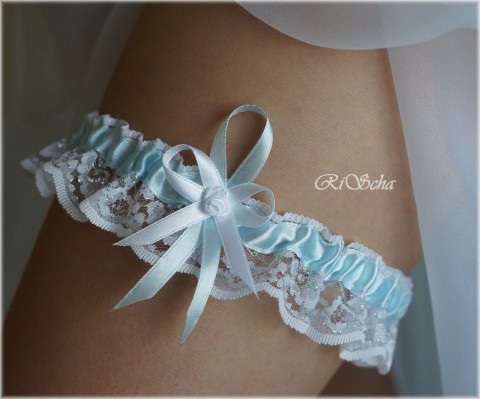 SVATEBNÍ PODVAZEK bílo-stříbrný podvazek svatba svatební nevěsta 