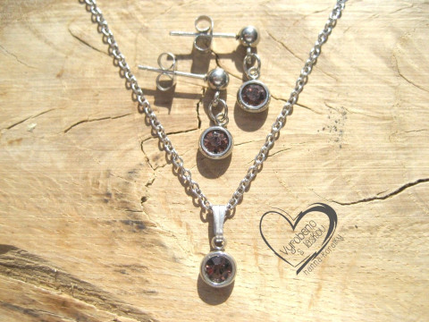 FIALOVÁ SOUPRAVA Z NEREZ OCELI nerez ocel řetízek náušnice jemn 