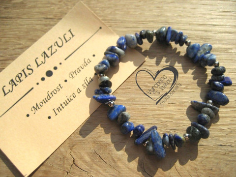 PRUŽNÝ NÁRAMEK - LAPIS LAZULI náramek minerál gumička zlomky minerální sekaný 