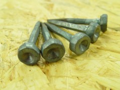 Kovaný vrut 10x60 surový