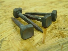 Kovaný vrut 10x60 surový