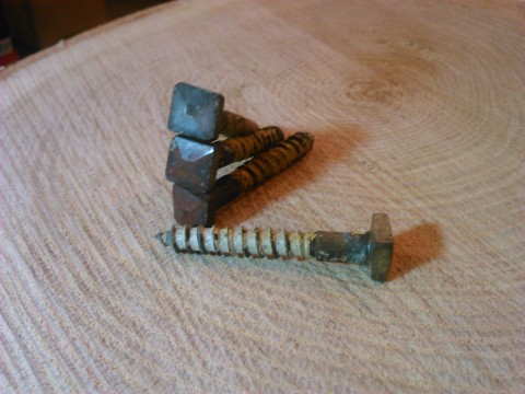 Kovaný vrut 6x40 surový kovaný hřebík šroubek šroub kovaný hřebík vrut 