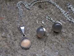 Náhrdelník - Tři kuličky larimaru