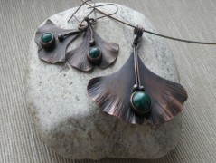 Náhrdelník - Tři kuličky larimaru