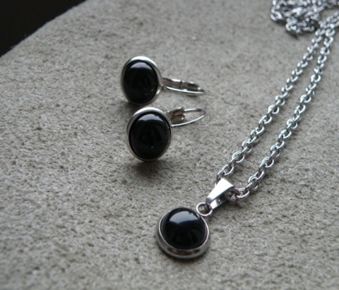 Soupravan - onyx, nerez přívěšek osteofix nerez onyx naušnice 