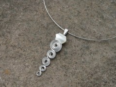 Náhrdelník - Tři kuličky larimaru