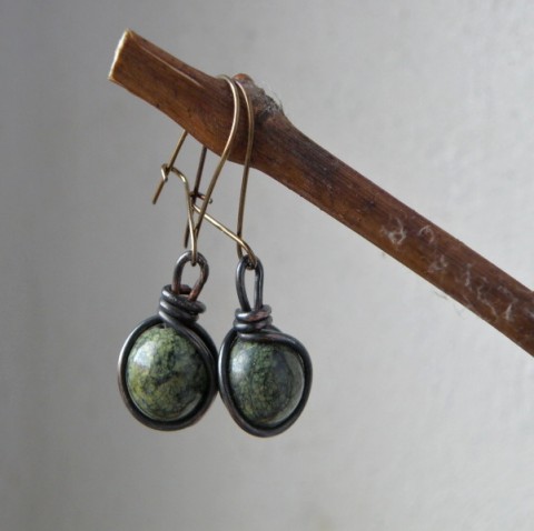 Naušnice - měď - serpentin přívěsek souprava nerez kapky kameny serpenitn 