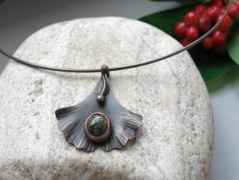 Náhrdelník - Tři kuličky larimaru