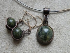 Náhrdelník - Tři kuličky larimaru