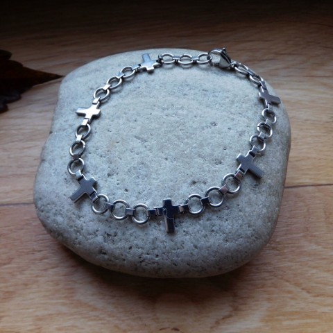 Nerezový náramek - větší křížky náramek nerez křížky 