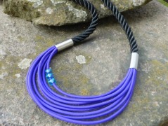 Náhrdelník - Tři kuličky larimaru