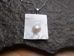 Náhrdelník - Tři kuličky larimaru