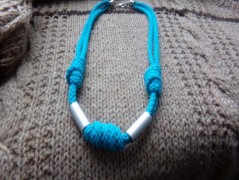 Náhrdelník - Tři kuličky larimaru