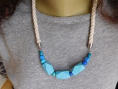 Náhrdelník - Tři kuličky larimaru