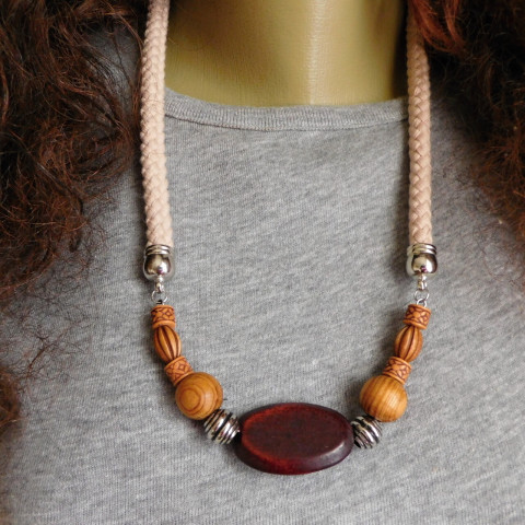 Náhrdelník do hněda dřevo náhrdelník hnědá nerez stříbrná jednoduchost 