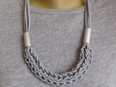 Náhrdelník - Tři kuličky larimaru