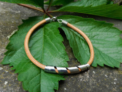 Náhrdelník - Tři kuličky larimaru